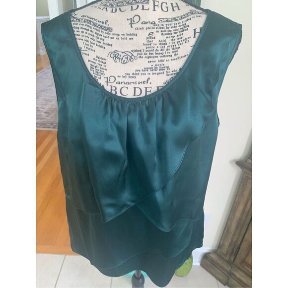 NWT Talbots 100% Silk Hunter Green Layered Look Scoop Neck Tank Top - Picture 7 of 9